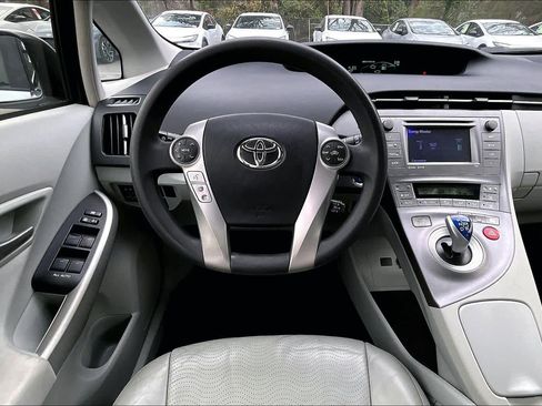 Used 2012 Toyota Prius Three image 5