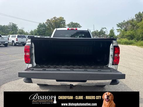 Used 2019 Chevrolet Silverado 1500 LT AWD/4WD image 7