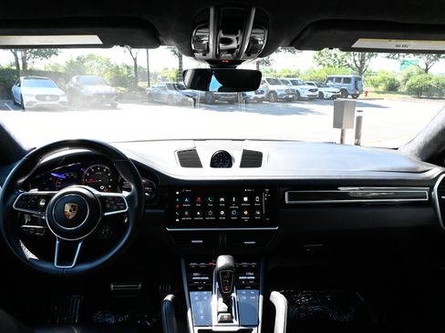 Used 2023 Porsche Cayenne GTS AWD/4WD image 45