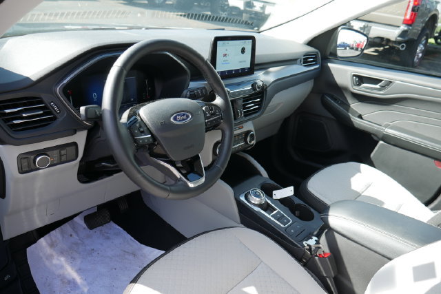 Used 2023 Ford Escape Active AWD/4WD image 15
