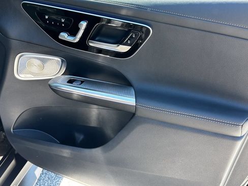 Certified 2025 Mercedes-Benz GLC 300 image 16