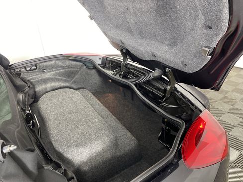 Used 2008 Pontiac Solstice GXP w/ Premium Package image 25