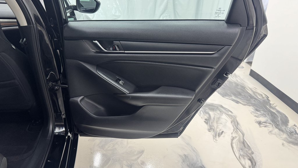 Used 2019 Honda Accord LX image 23
