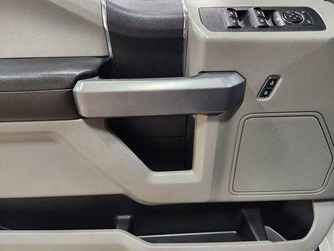 Used 2019 Ford F150 XLT w/ Equipment Group 301A Mid image 42