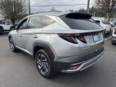 Used 2025 Hyundai Tucson Limited image 5