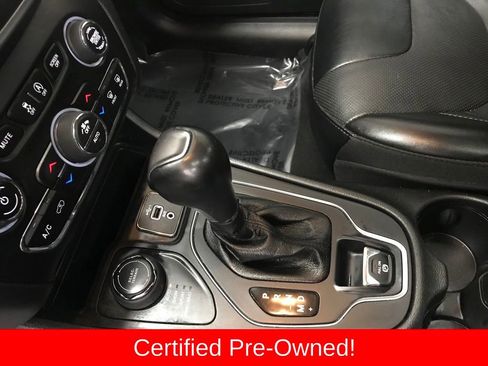 Certified 2022 Jeep Cherokee Latitude Lux w/ Sun & Sound Group image 21