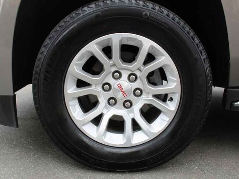 Used 2019 GMC Yukon SLT RWD image 36