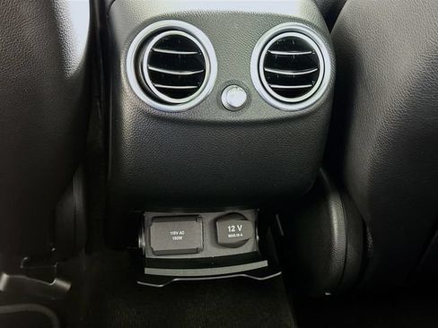 Used 2017 Mercedes-Benz GLC 300 image 12
