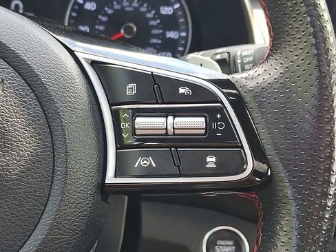 Certified 2023 Kia Forte GT w/ GT2 Package FWD image 10