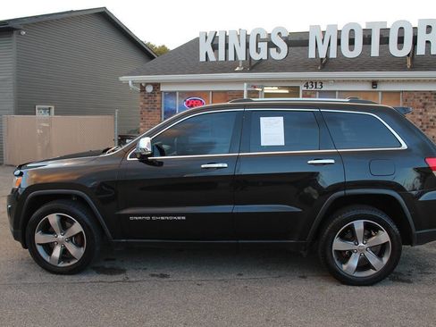 Used 2016 Jeep Grand Cherokee Limited w/ Trailer Tow Group IV image 2