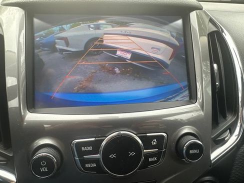 Used 2016 Chevrolet Cruze LT w/ Sun And Sound Package FWD image 16