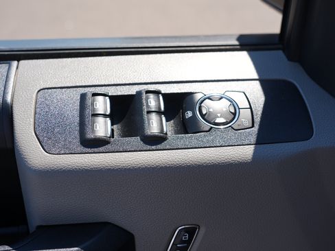 Used 2020 Ford F250 XL w/ STX Appearance Package AWD/4WD image 16