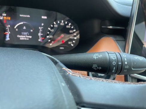 Used 2022 Jeep Compass Limited AWD/4WD image 31