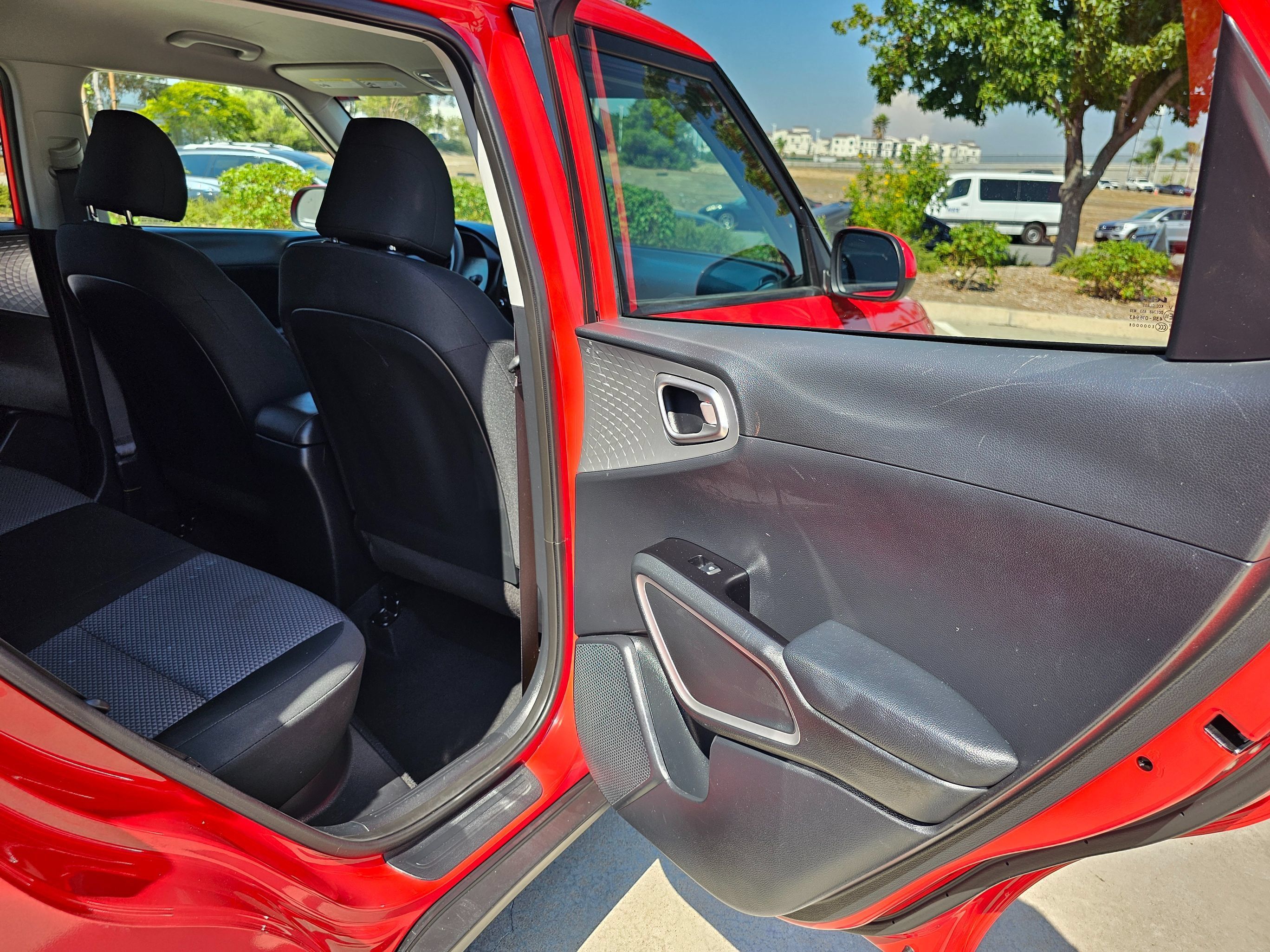Used 2023 Kia Soul LX w/ Option Group 015 FWD image 26