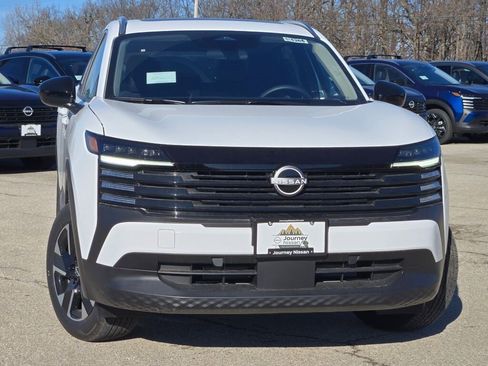 New 2026 Nissan Kicks SV w/ SV Premium Package image 4