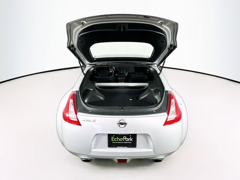 Used 2014 Nissan 370Z Coupe image 23