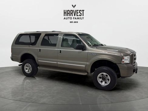 Used 2005 Ford Excursion Limited AWD/4WD image 9
