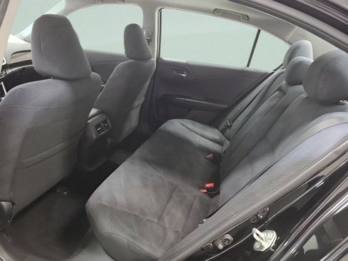 Used 2017 Honda Accord EX image 16