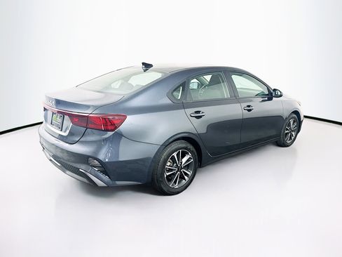 Used 2024 Kia Forte LXS image 9