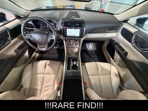 Used 2017 Lincoln Continental Select w/ Climate Package AWD/4WD image 19