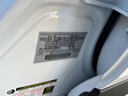 New 2026 Nissan Kicks SV w/ SV Premium Package image 32