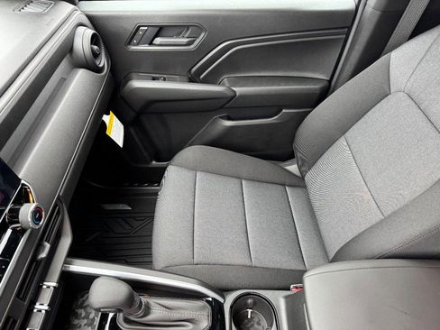 New 2026 Chevrolet Colorado W/T w/ WT Custom Package image 34