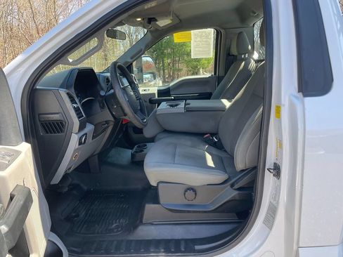 Used 2020 Ford F250 XL w/ Power Equipment Group RWD image 12