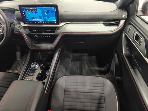 Used 2026 Ford Explorer ST-Line AWD/4WD image 25