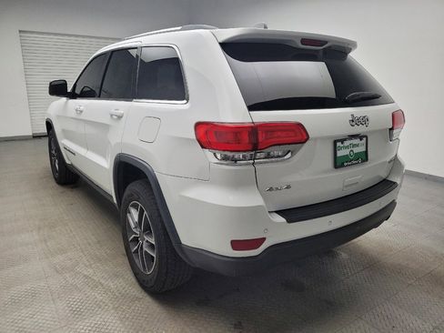 Used 2019 Jeep Grand Cherokee Laredo w/ 18" Wheel & 8.4" Radio Group image 5