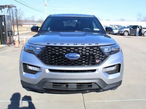 Used 2022 Ford Explorer ST image 7