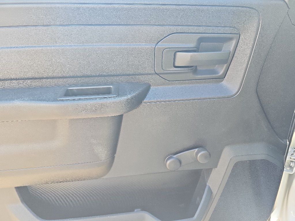 Used 2015 RAM 2500 Tradesman w/ Popular Equipment Group AWD/4WD image 16