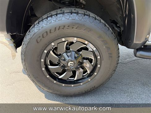 Used 2021 Toyota Tacoma TRD Sport w/ TRD Premium Sport Package AWD/4WD image 14