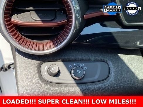 Certified 2024 Chevrolet Trax RS w/ Sunroof Package image 35