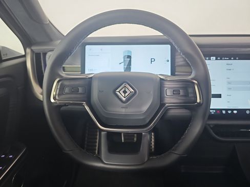 Used 2024 Rivian R1S Adventure image 26