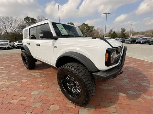 Used 2022 Ford Bronco Wildtrak image 38