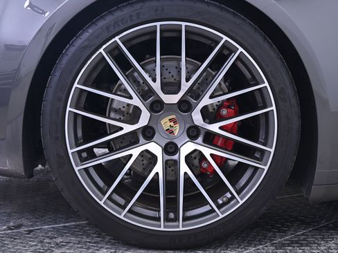 Used 2022 Porsche 911 Targa 4S image 16