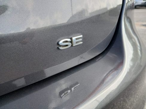 Used 2017 Ford Focus SE FWD image 16