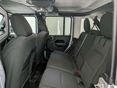 Used 2023 Jeep Wrangler Unlimited image 21