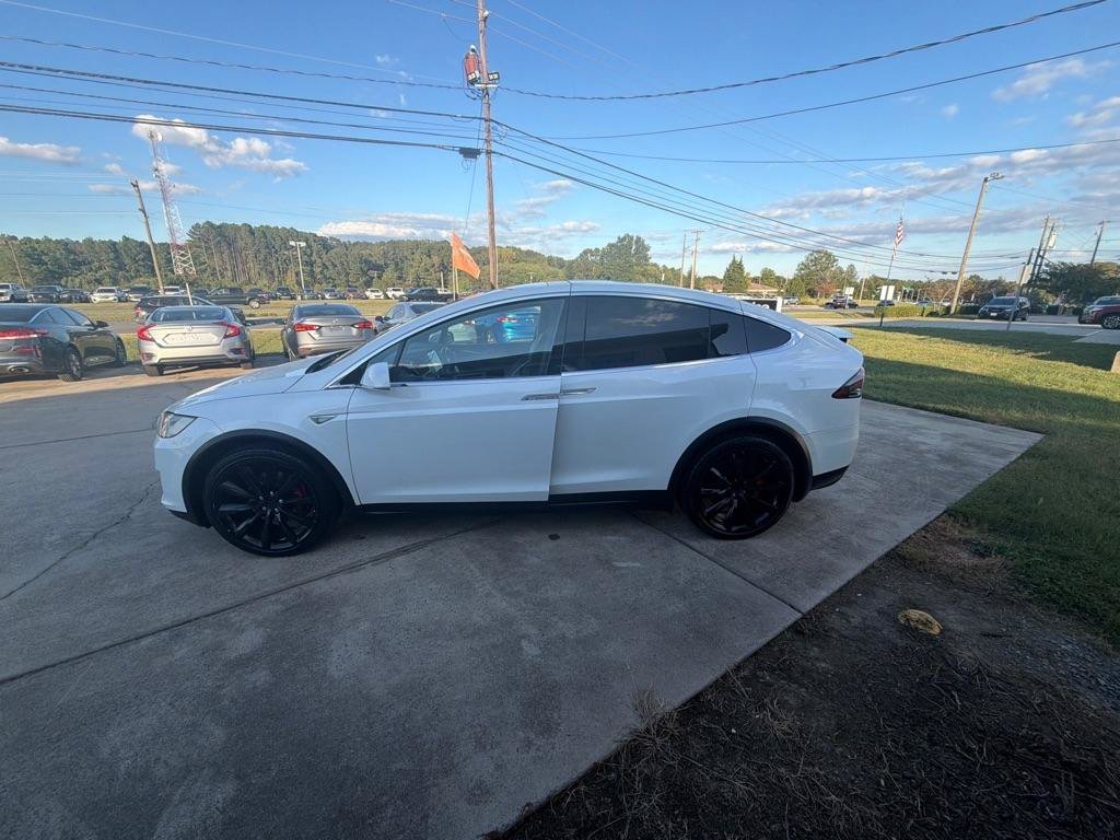 Used 2016 Tesla Model X Performance AWD/4WD image 15