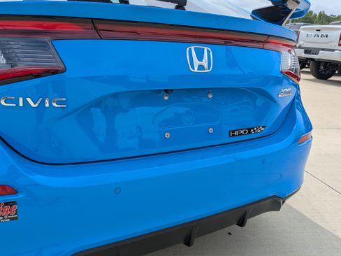 Used 2024 Honda Civic Sport Touring image 4