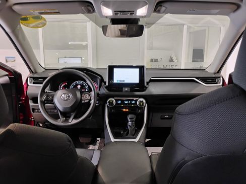 Used 2025 Toyota RAV4 XLE w/ Convenience Package image 51