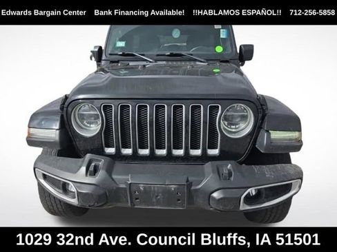 Used 2018 Jeep Wrangler Unlimited Sahara AWD/4WD image 2