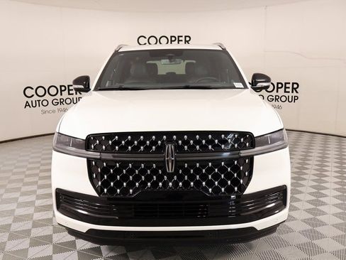 New 2025 Lincoln Navigator Black Label image 10