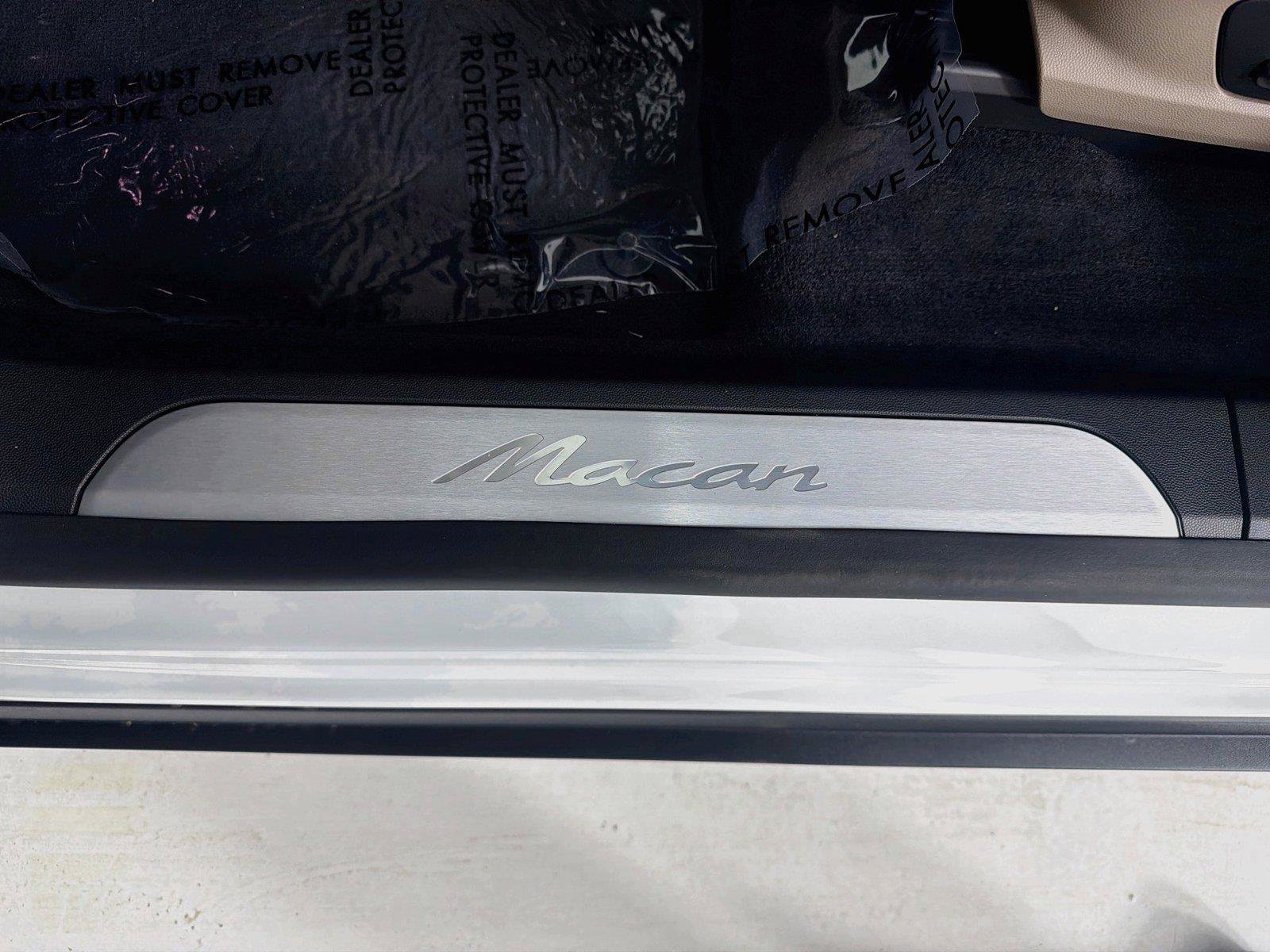 Certified 2026 Porsche Macan Electric RWD image 10