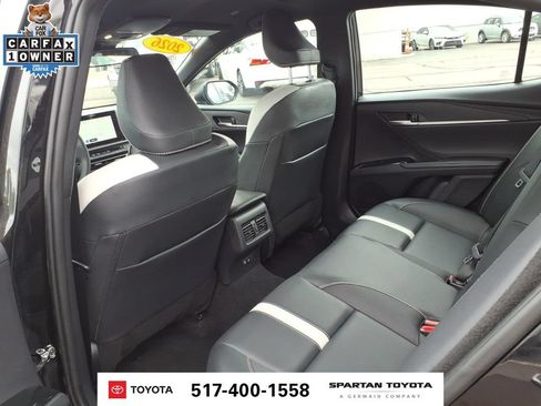 Used 2026 Toyota Camry SE FWD image 11