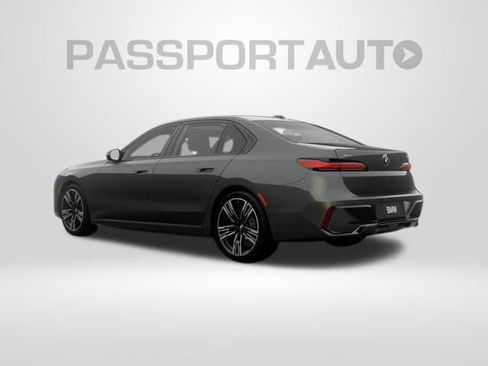 New 2026 BMW 740i xDrive image 2