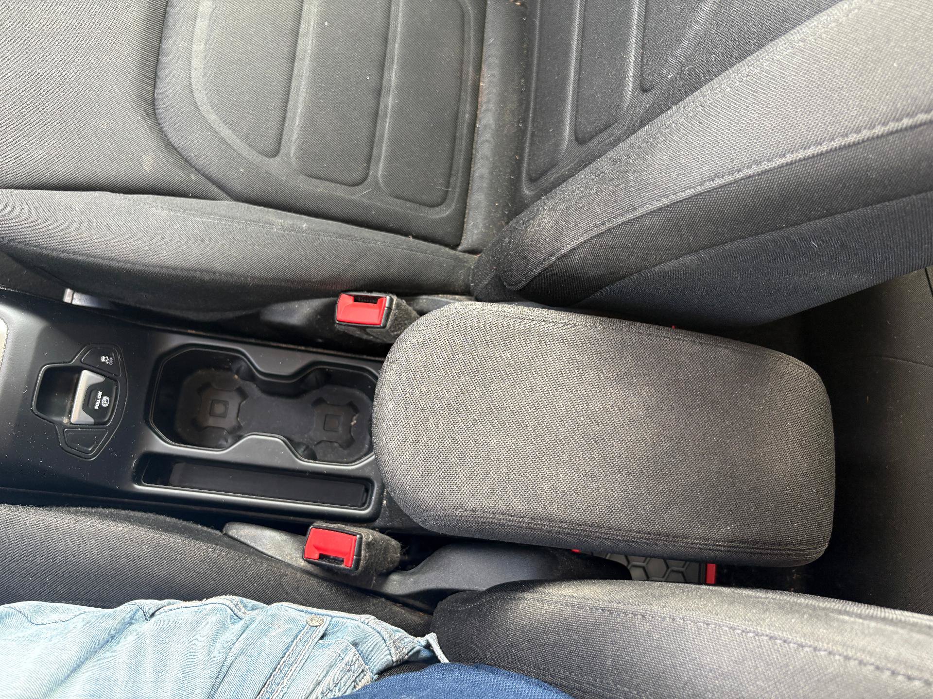 Used 2019 Jeep Renegade Latitude AWD/4WD image 25