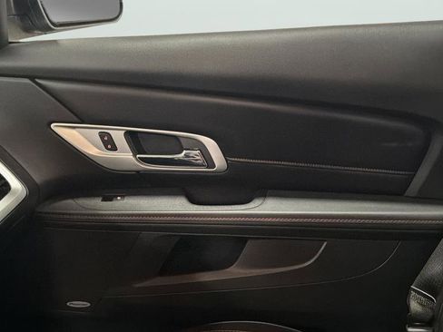 Used 2012 GMC Terrain SLT image 13