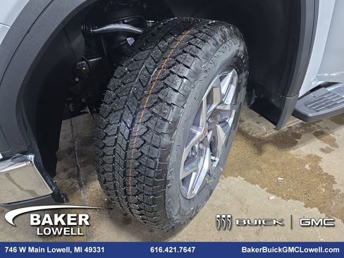 New 2026 GMC Sierra 1500 SLT w/ SLT Premium Package image 30