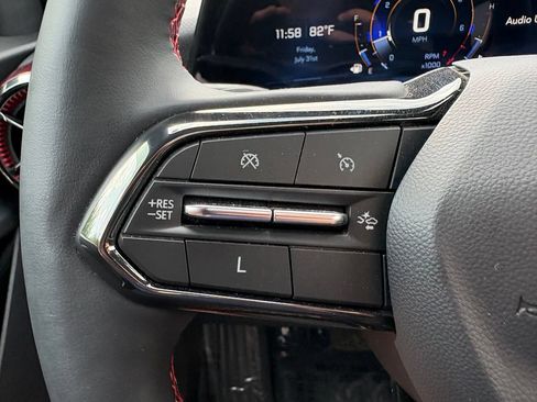 Used 2025 Chevrolet Equinox RS w/ Safety and Technology Package AWD/4WD image 19